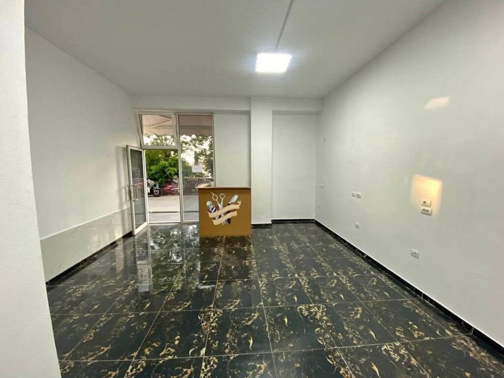 SHOP FOR RENT 35 M - KAMEZ CENTER