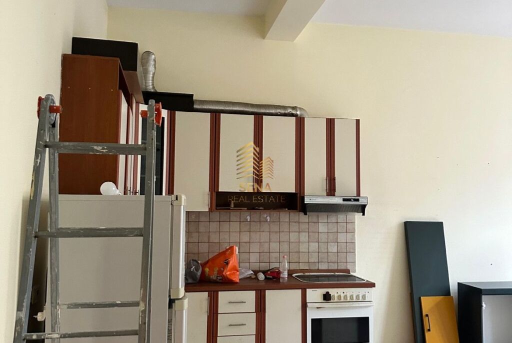 Rent, Space For OFFICE OR RESIDENCE, 1+1, Paris Commune, 60,000 Leke