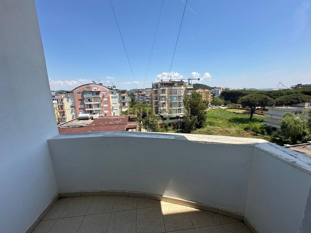 SHESIM APARTAMENT 1+1 NE GOLEM 150METRA NGA DETI !