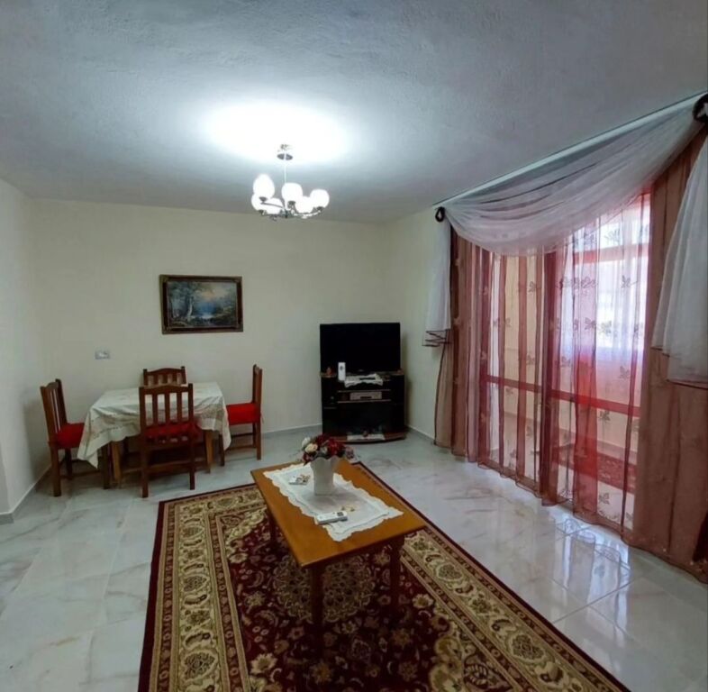 Rent | Apartament 1 + 1 | QSUT | 400 €/month