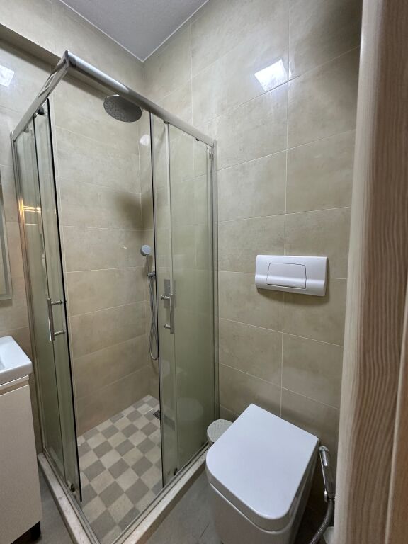 Apartament 1+1 me qera ne Fresk, rruga Dalip Topi