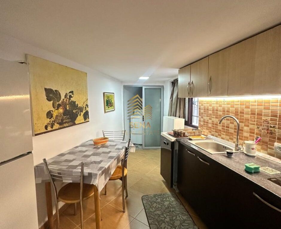 Affitto, Ingresso Privato 1+1, Comune di Parigi, 46.000 Leke