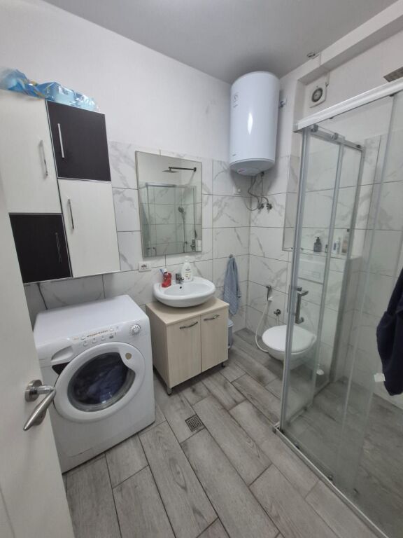 APARTAMENT ME QERA 1+1+P TE RRUGA FERIT XHAJKO