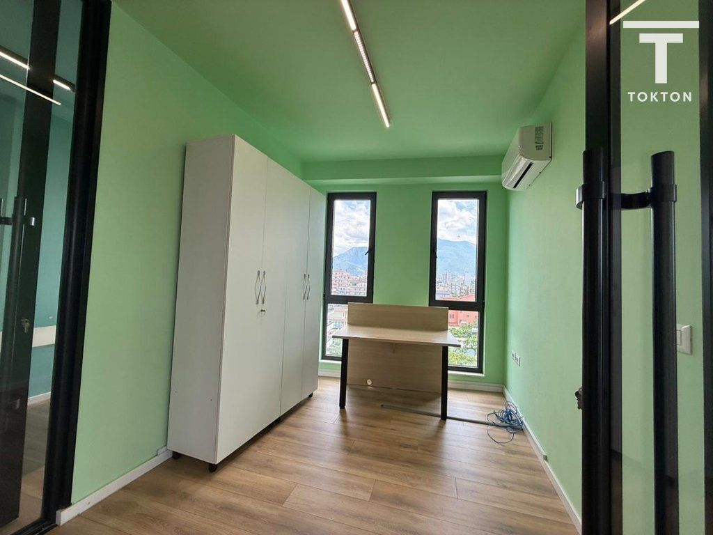 Locale per ufficio in affitto
