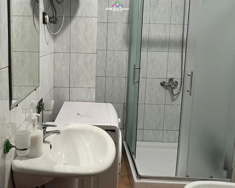 Apartament me qera 1+1 tek Stacioni i Trenit (ID B2101247) Tirane
