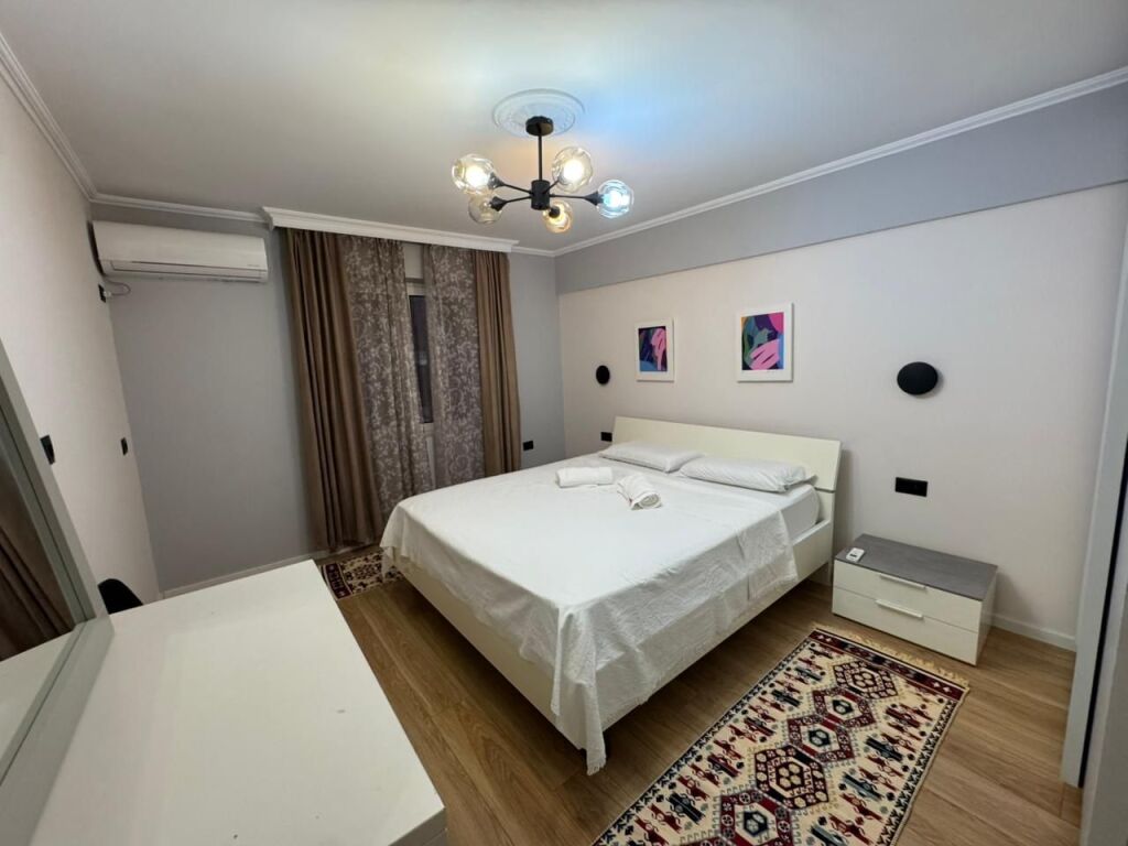 Shitet Apartament 2+1 , Mine Peza