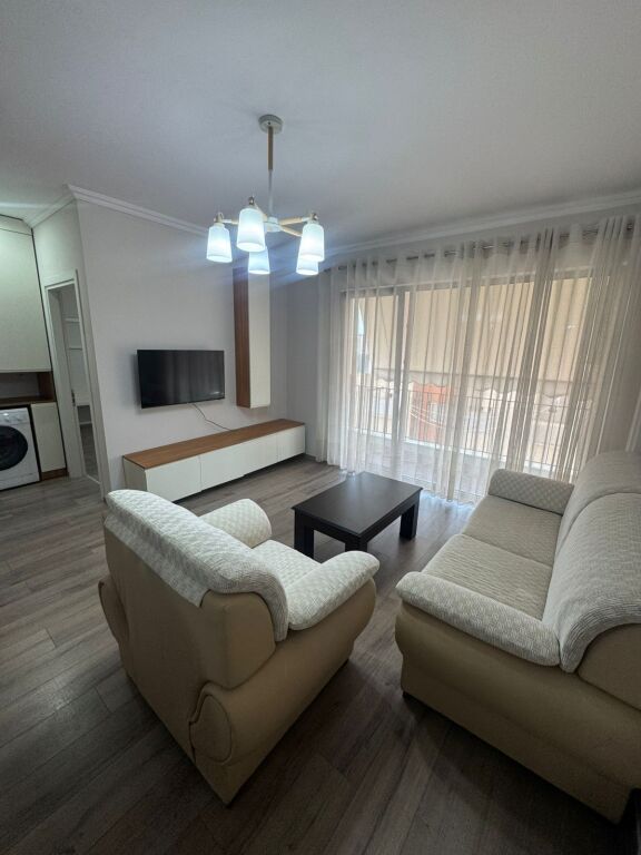Apartament 1+1 me qera