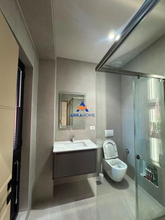 SHITET APARTAMENT LUKSOZ 2+1+2 BALLKON "GARDEN BUILDING, RRUGA KAVAJËS " 504.900 EURO