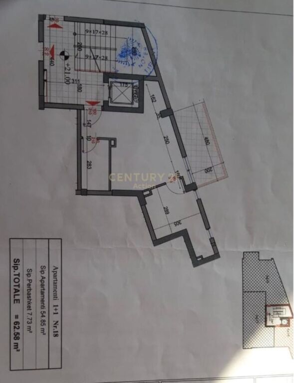 Shitet Apartament 1+1 me Verandë
