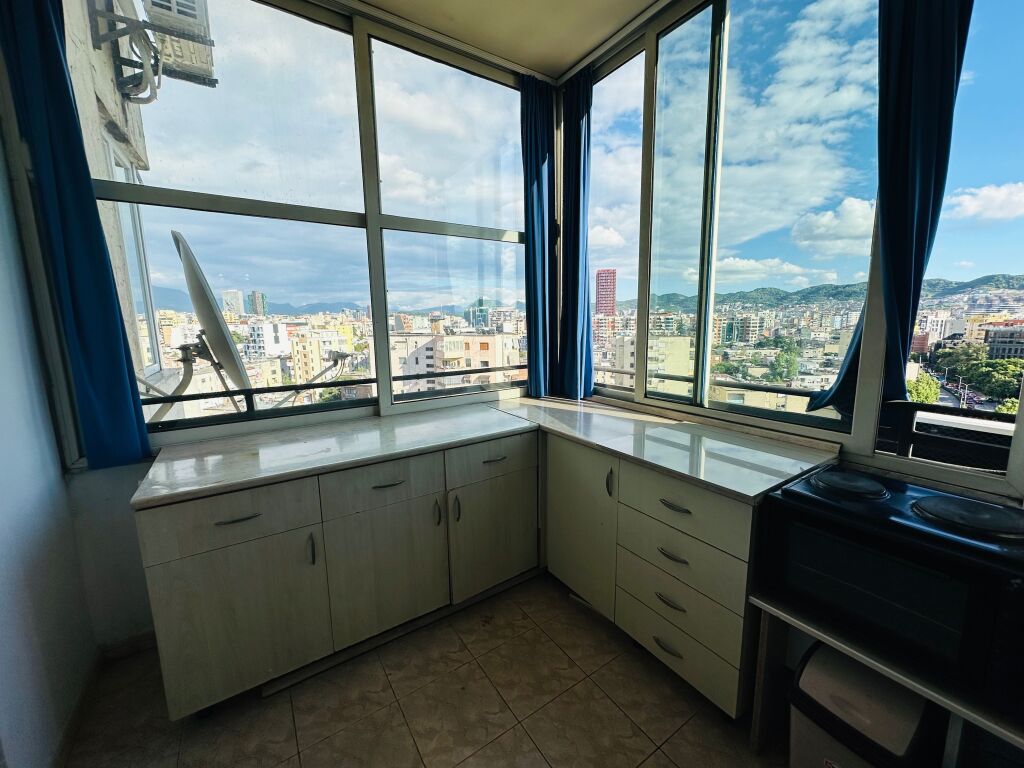 Jepet Me Qera Apartament 1+1