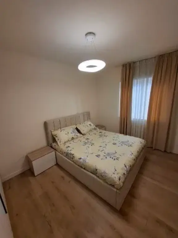Qera | Apartament 2 + 1 | Rruga e Barrikadave | 600 €/muaj