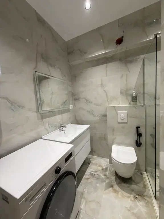 Rent | Apartament 2 + 1 | Rruga Azem Galica | 500 €/month