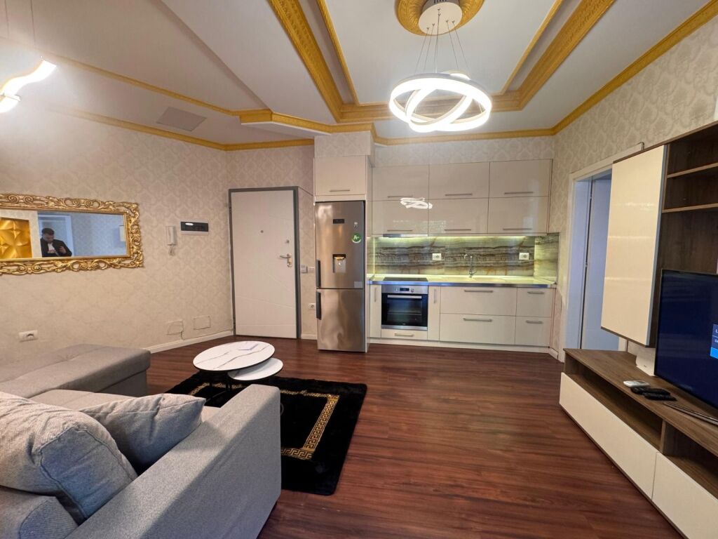 Jepet me qera  apartament 2+1 tek Liqeni i Thate