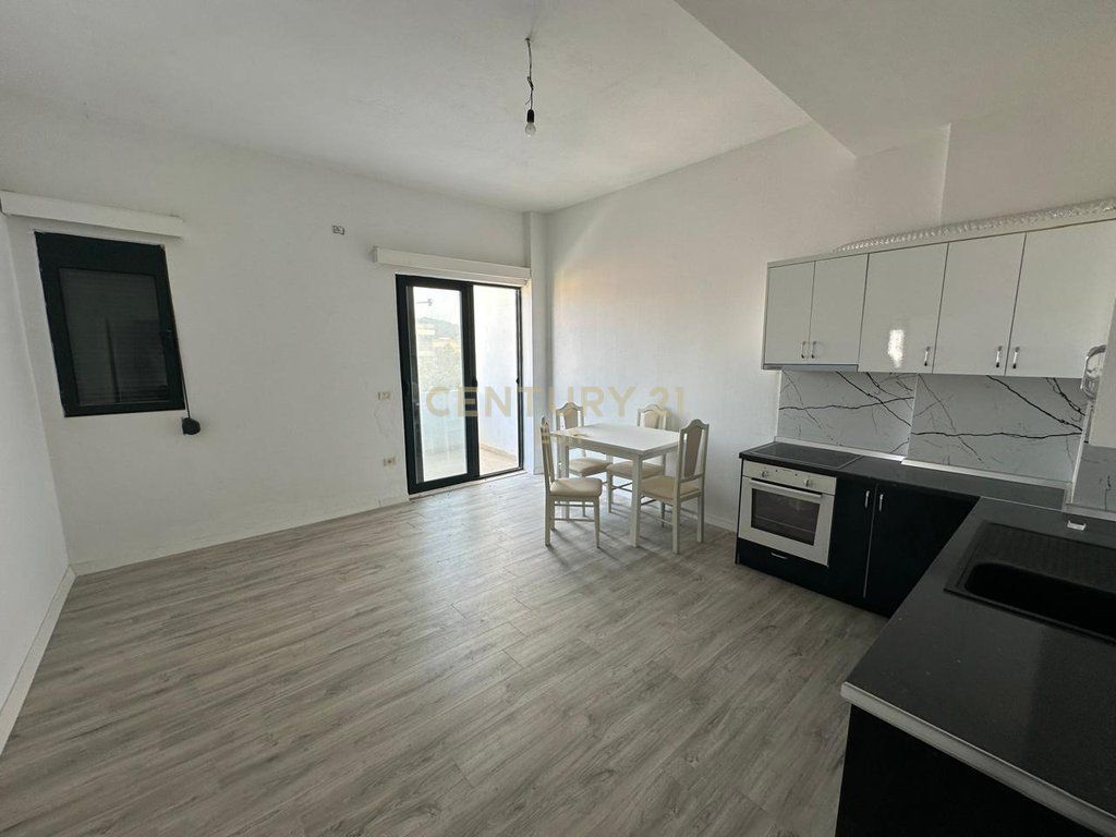 SHESIM APARTAMENT 1+1 NE GOLEM 150METRA NGA DETI !