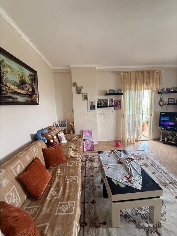 SHITET APARTAMENT 2+1 TE VILA ZOGUT, DURRES !