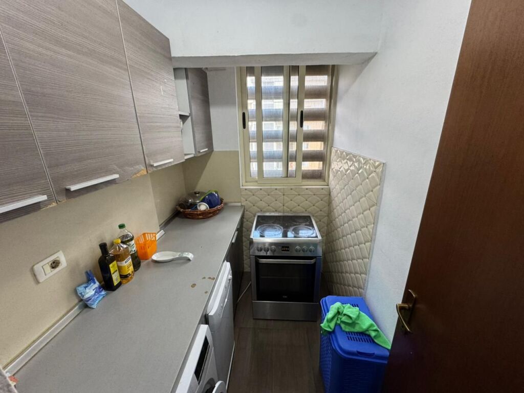 📣 Jepet me Qira Apartament 2+1   📍 Vendndodhja: Ish Fusha e Aviacionit