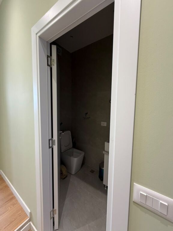 SHITET APARTAMENT 2+1 MYSLYM SHYRI 235.000 EURO FH-77344