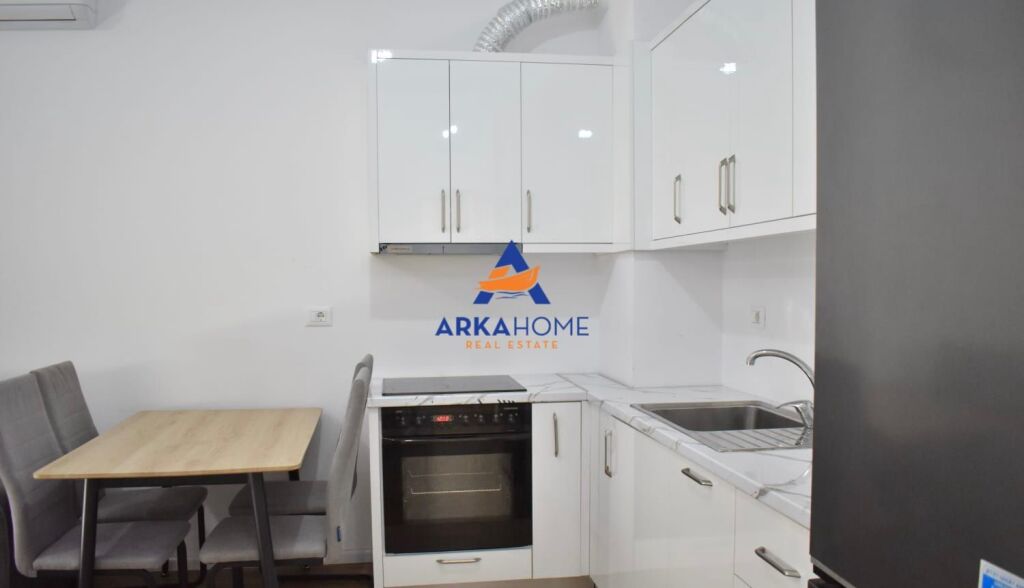 AFFITTASI APPARTAMENTO 1+1 1+1 "IN VIA ALI DEMI, COMPLESSO KAIMI" 45.000 LEKE