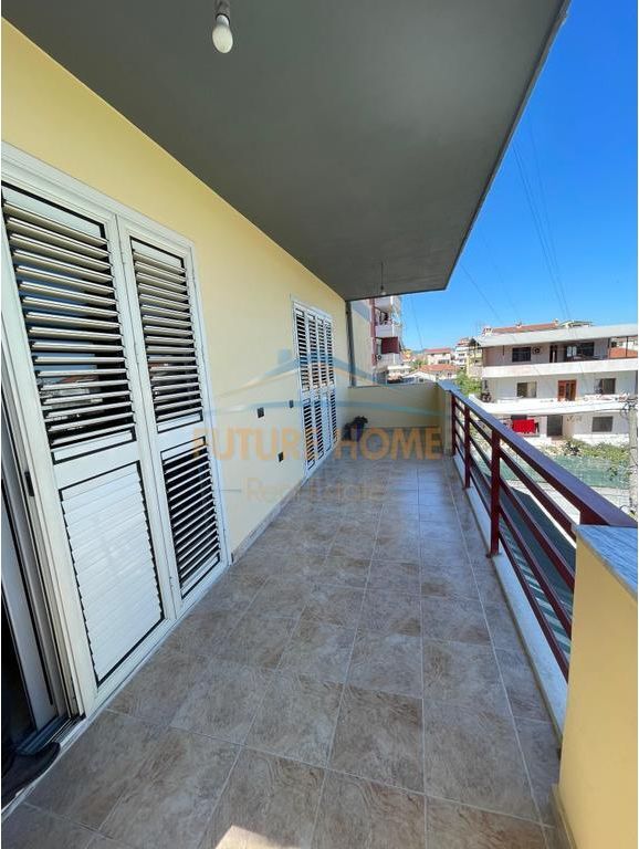 Shitet, Apartament 3+1+2, pranë Kristal Center, Tiranë.