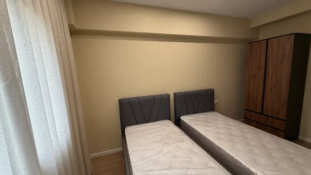Rent | Apartament 2 + 1 | Rruga Azem Galica | 500 €/month