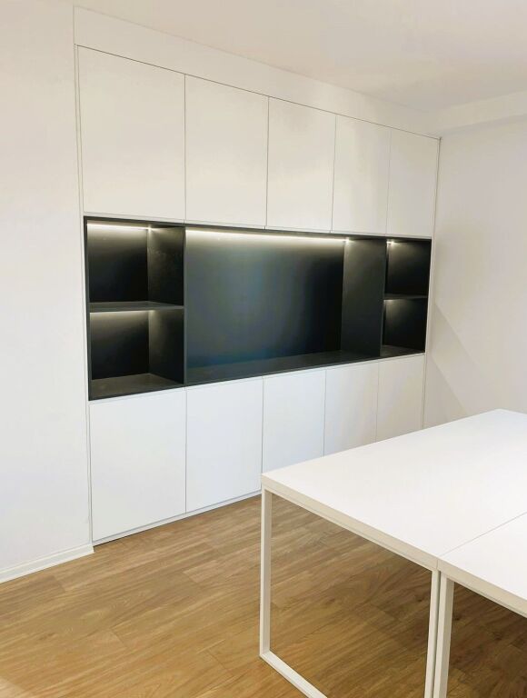 🏢Jepet Zyrë me qira te Garden Building📍Rruga e Kavajës, Tiranë.