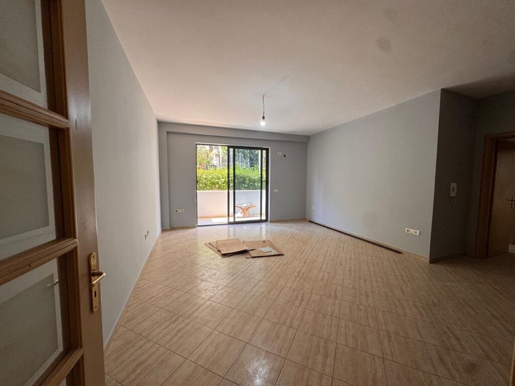 Affitto | Apartament 2 + 1 | Rruga Kodra e Diellit | 450 €/mese