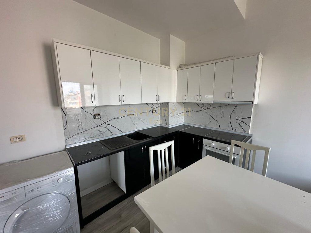 SHESIM APARTAMENT 1+1 NE GOLEM 150METRA NGA DETI !