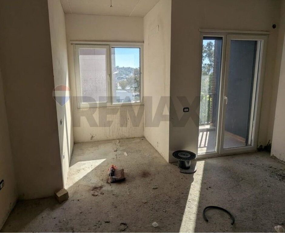 Apartament 1+1 ne shitje Rruga Kavajes ID: 530411001-1368
