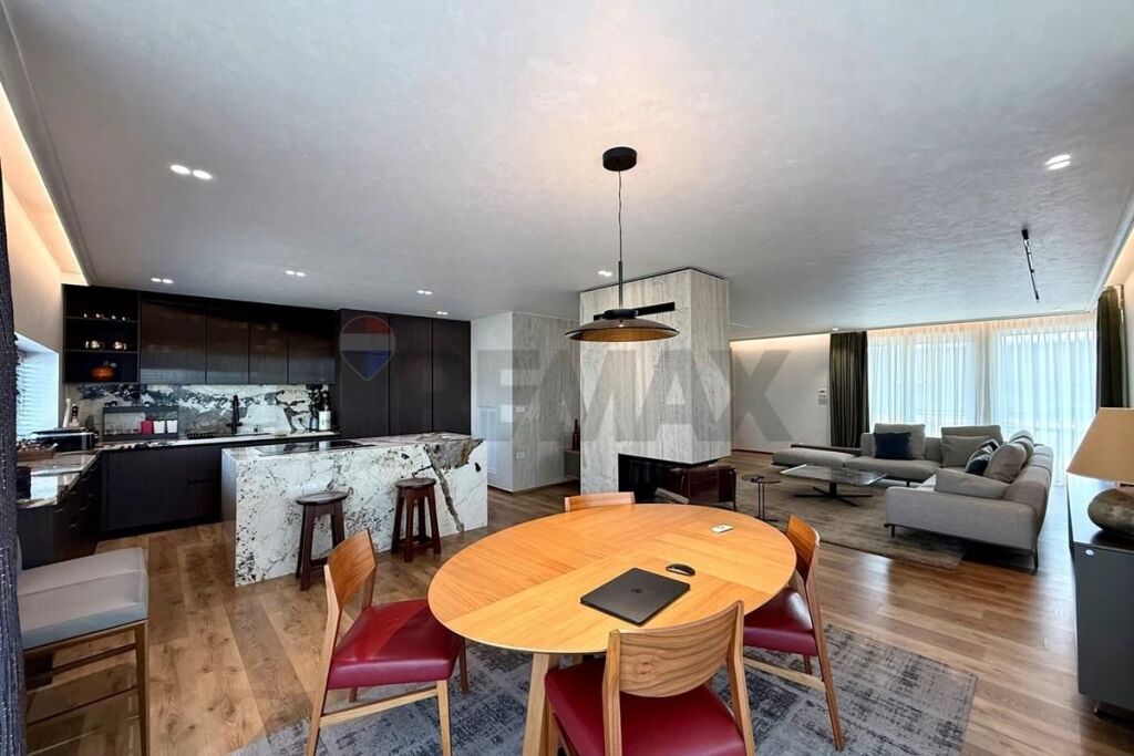 Penthouse luksoz ne zemer te Bllokut!