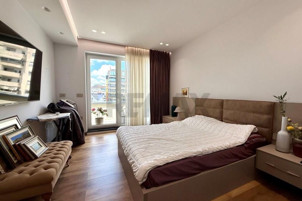 Penthouse luksoz ne zemer te Bllokut!