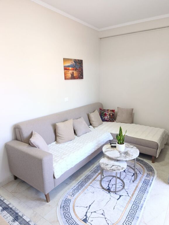 Qera | Apartament 1 + 1 | Spitali Amerikan 2 | 550 €/muaj