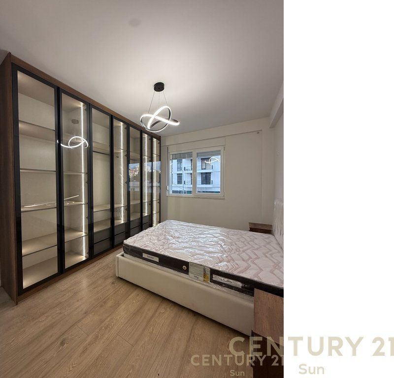 Apartment For Rent IN THE MUNICIPALITY OF PARIS!