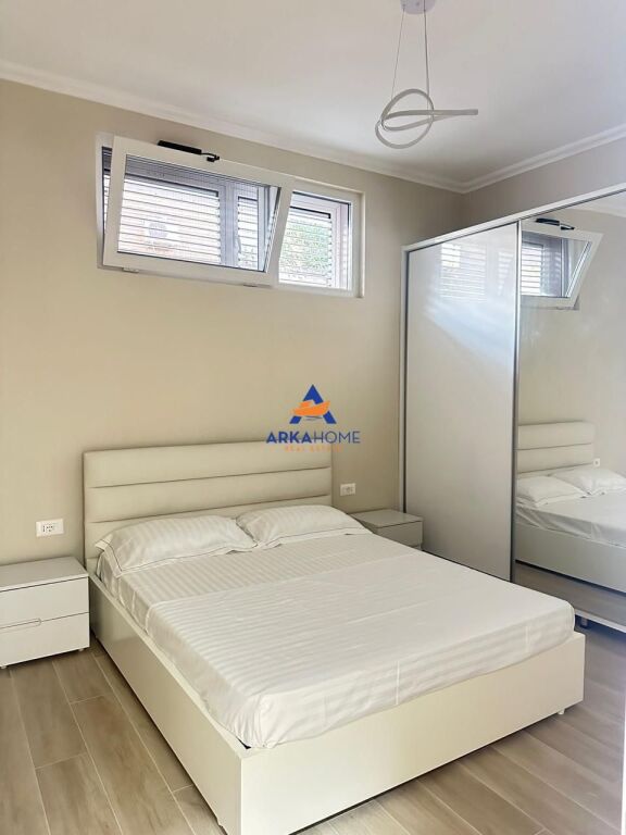 JEPET ME QERA APARTAMENT 1+1 + BALLKON "OXHAKU" 55.000 LEKE
