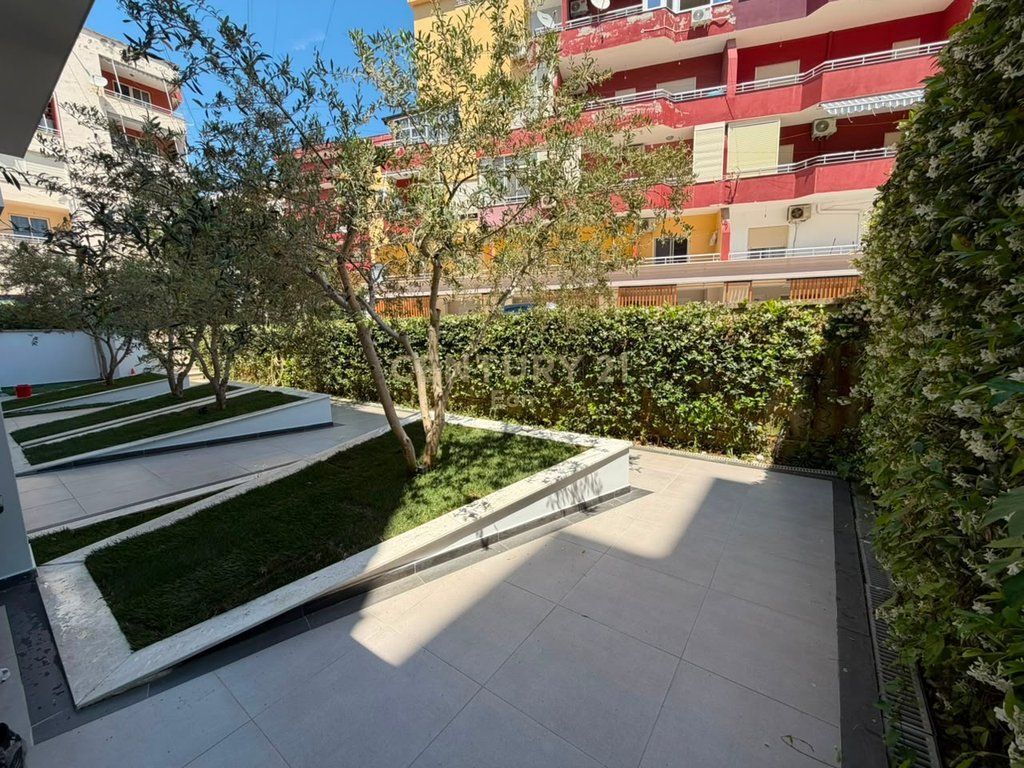 EXCLUSIVE!! APART-HOTEL FOR SALE IN GOLEM, 50 METERS FROM THE SEA!!!!