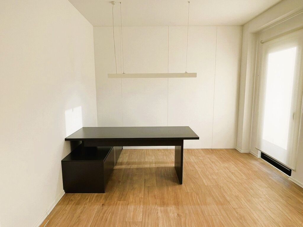 🏢Jepet Zyrë me qira te Garden Building📍Rruga e Kavajës, Tiranë.