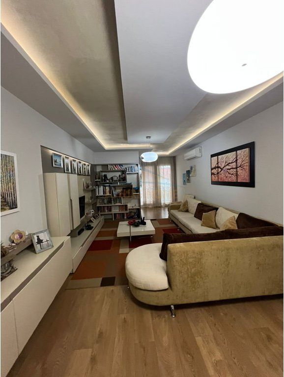 Shitet, Apartament 3+1+2, Don Bosko, Tirane.