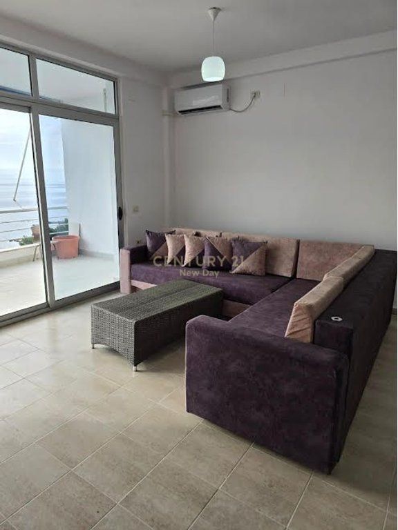 1+1 with sea view in Currila