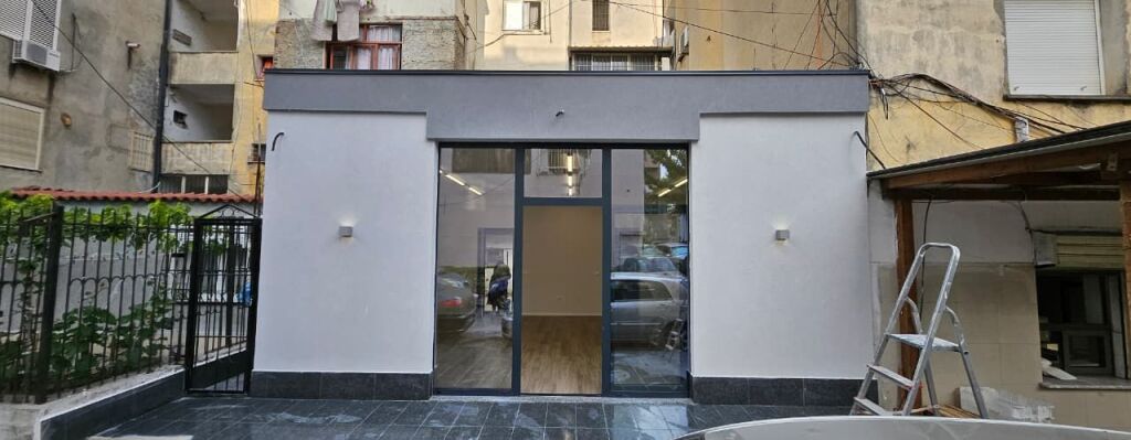 FOR RENT/SALE BUSINESS PREMISES NEAR THE MUSEUM, DURRES