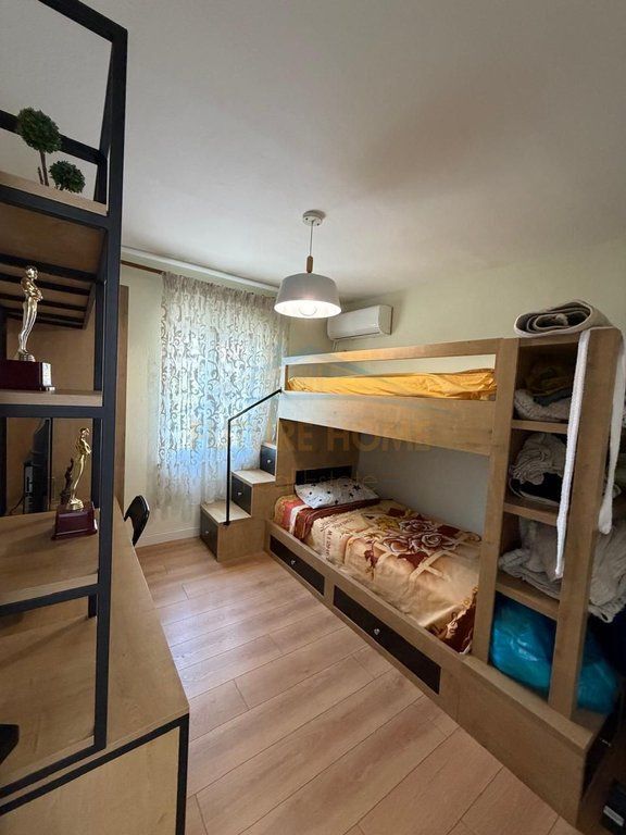 For sale, Private House, Porcelan, Tirane. 220,000 €