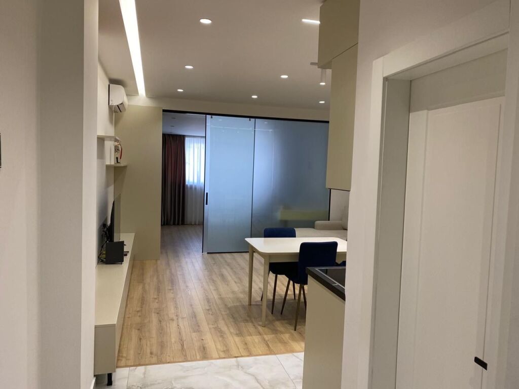 1+1, astir near bar oslo by the road, 120 million leke
