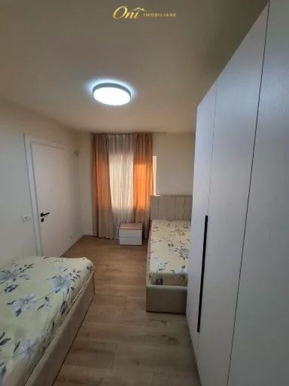 JEPET APARTAMENT ME QERA 2+1 RRUGA E BARRIKADAVE