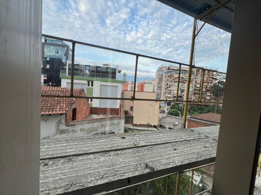 Apartment 2+1 for sale in the Center/ Near Selvia