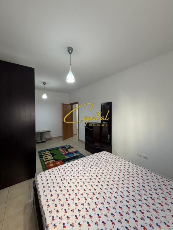 APARTAMENT ME QIRA 2+1 KOMPLEKSI FRATARI 45.000 LEKE