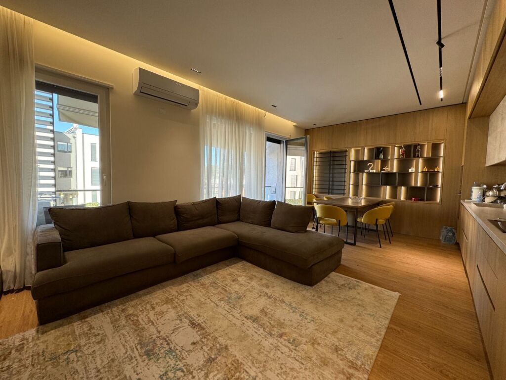 Shitet apartament 2+1 Gjiri Lalzit Kompleksi Vala Mar 🌊