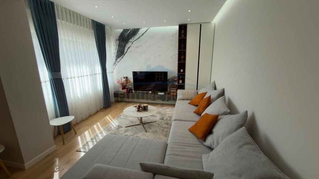 Qera, Apartament 2+1 + Post Parkimi, Kodra e Diellit , Tirane .