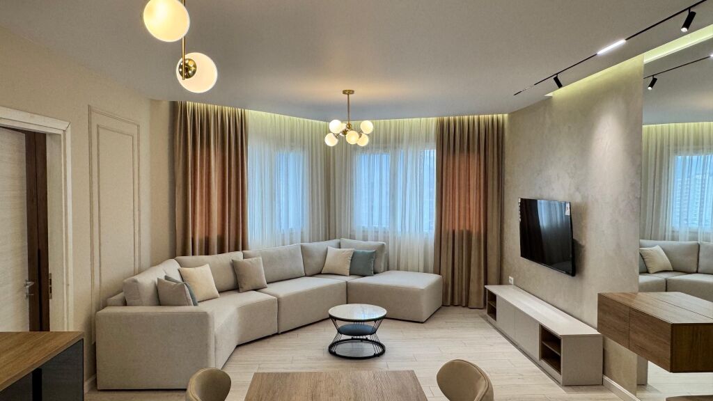 Apartament 2+1 per qera River Residence !