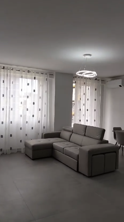 Apartment 1+1 for rent Tom Doshi Complex !