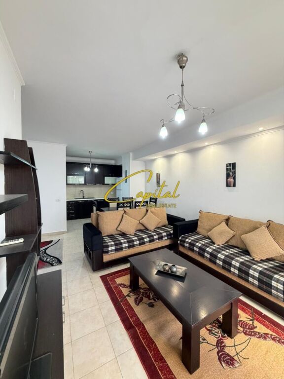 APARTAMENT ME QIRA 2+1 KOMPLEKSI FRATARI 45.000 LEKE