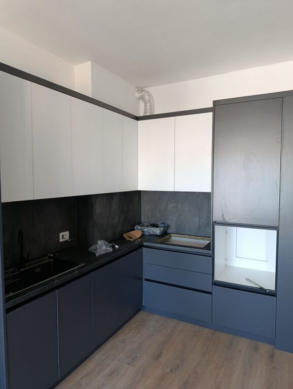 Affitto | Apartament 2 + 1 | Rruga 5 Maji | 600 €/mese