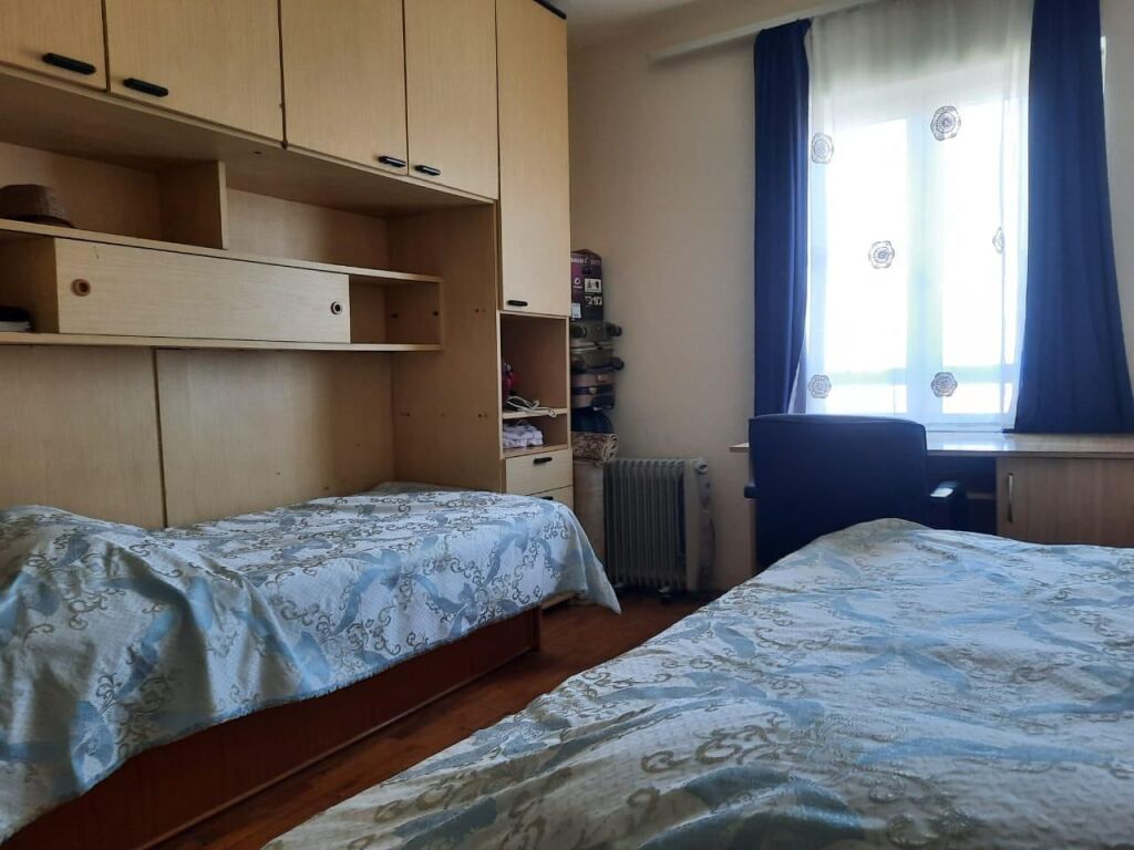 Jepet me qera Apartament 2+1  me qera tek Rr. Dritan Hoxha